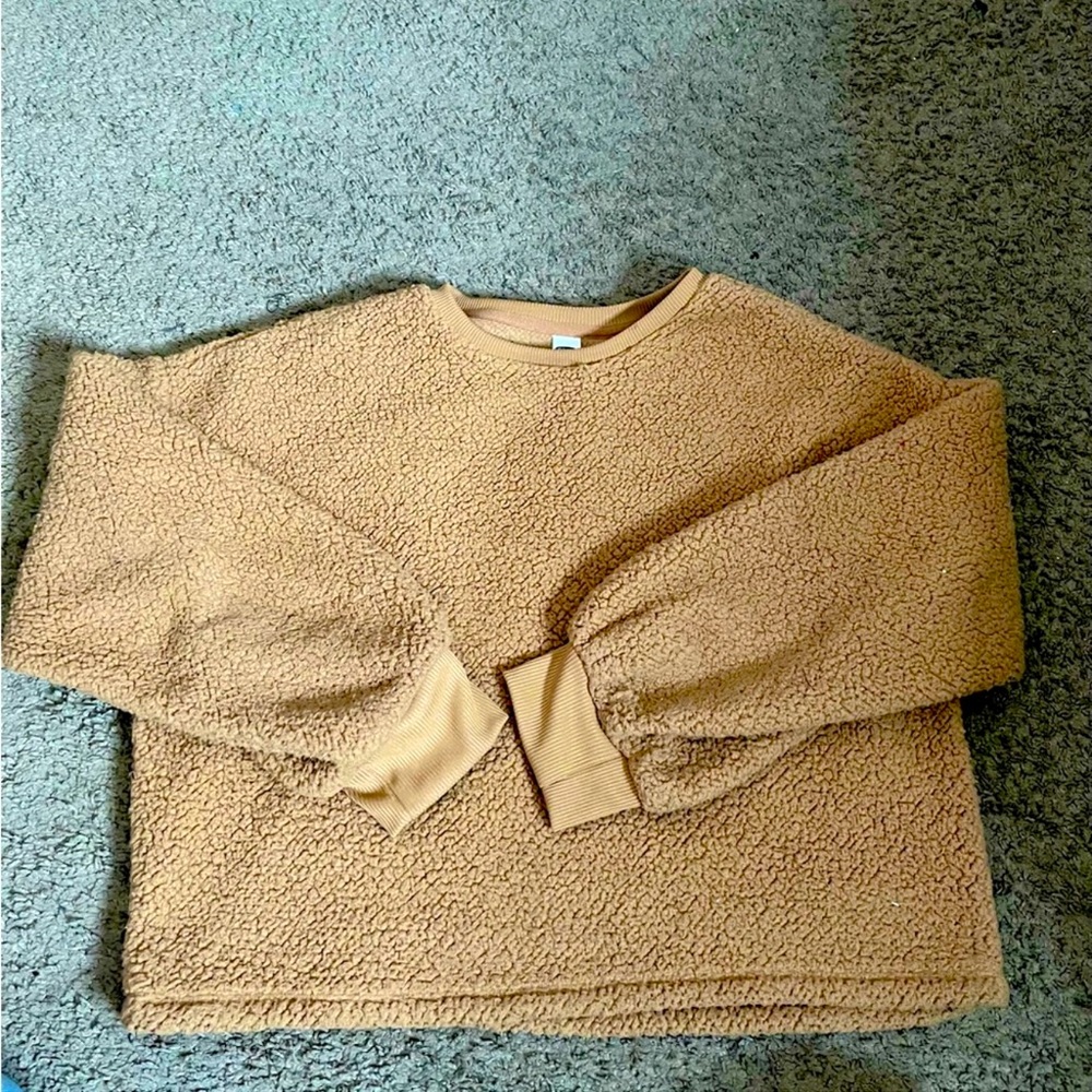 Sherpa Sweater/Sweatshirt
